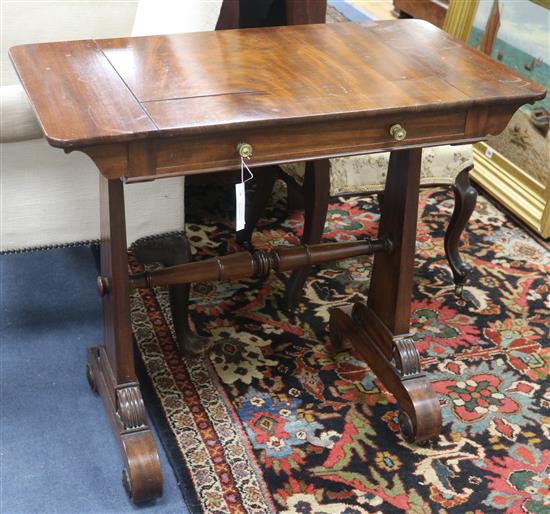 A George IV mahogany dressing table, W.2ft 8in. D.1ft 6in. H.2ft 4in.